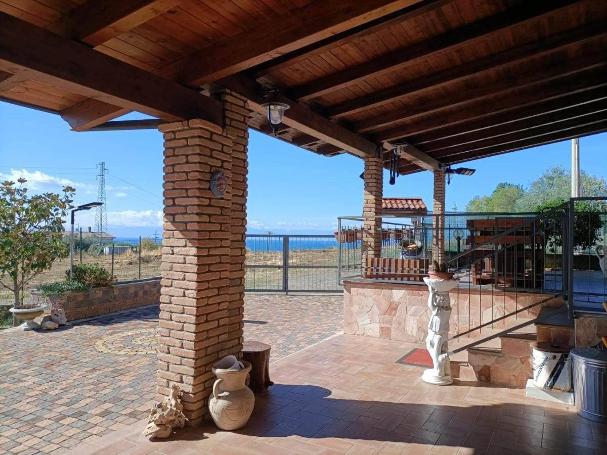 La Taverna Di Angela Amendolara Kültér fotó