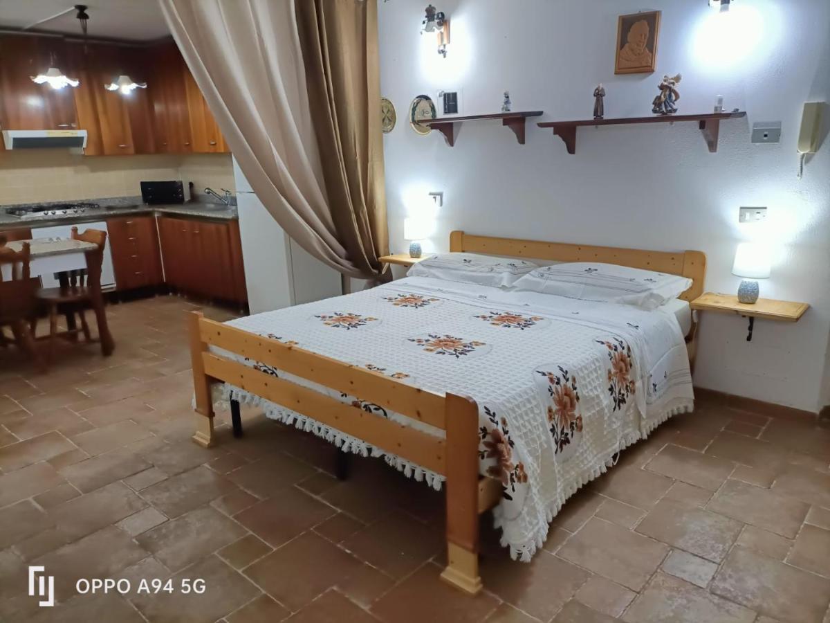 La Taverna Di Angela Amendolara Kültér fotó
